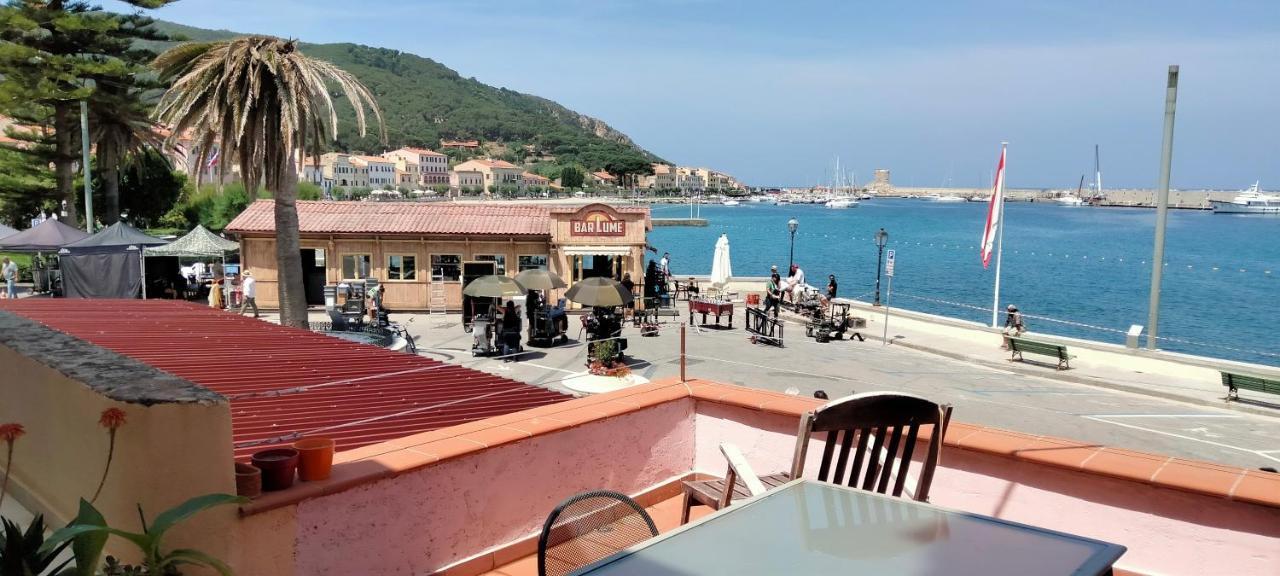 La Casina Di Alice Leilighet Marciana Marina  Eksteriør bilde